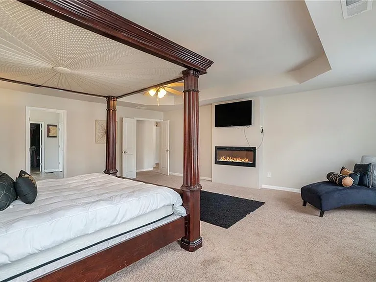 Lawrenceville, GA — Sold $300K–$325K