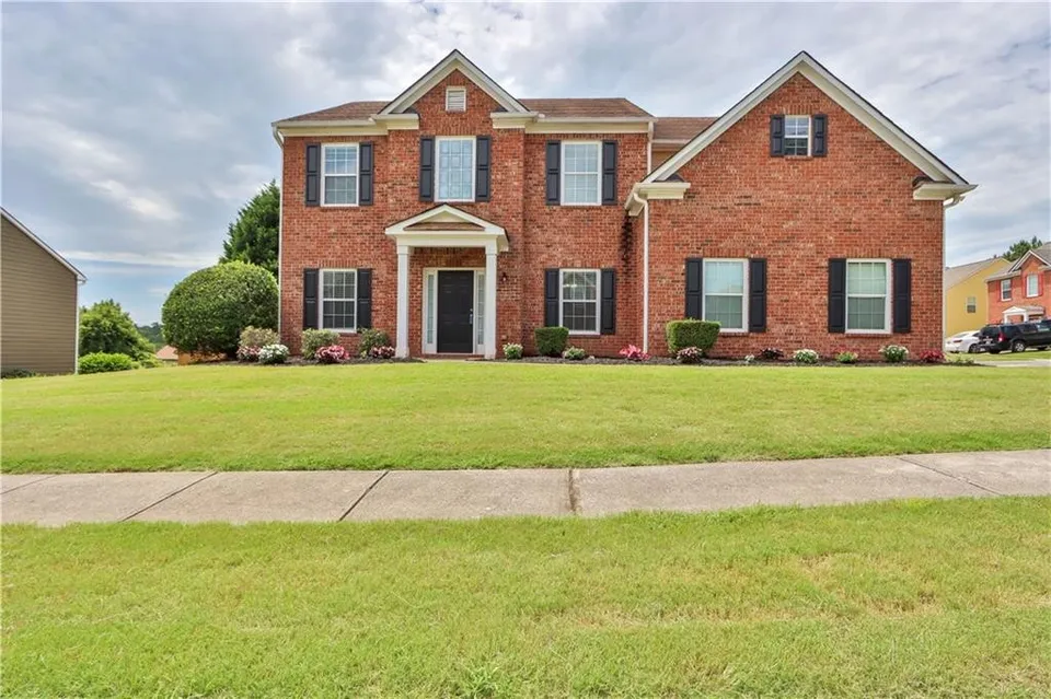 Lawrenceville, GA — Sold $400K